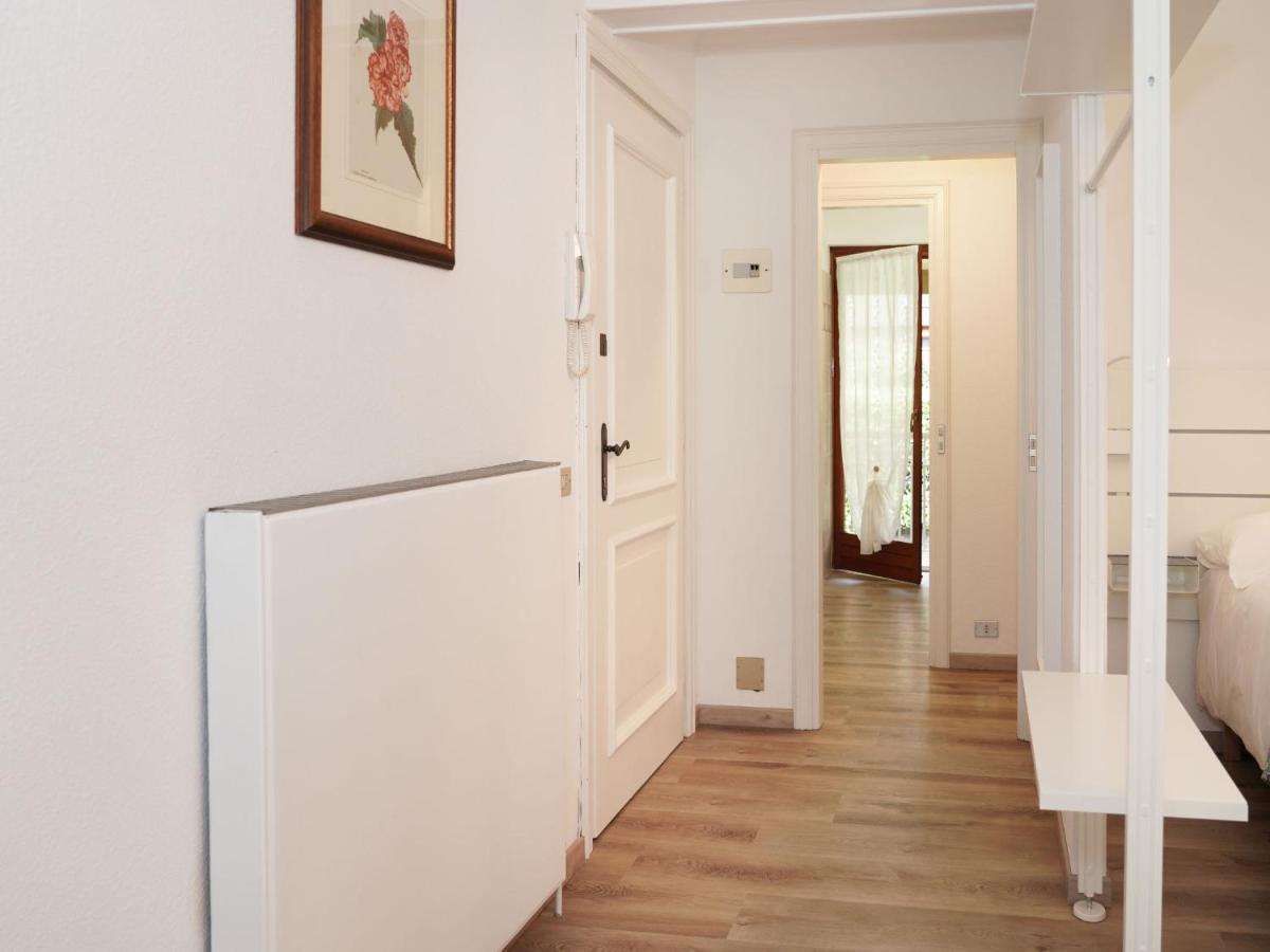 Studio Hermitage-4 By Interhome Porto Valtravaglia Bagian luar foto